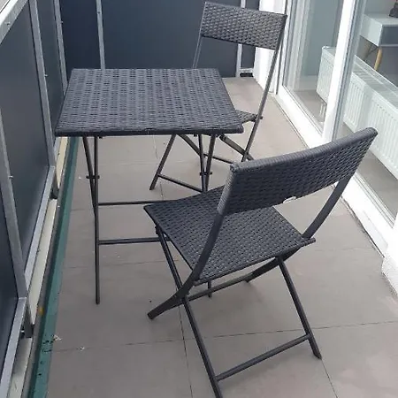 Апарт-отель Check-inn -