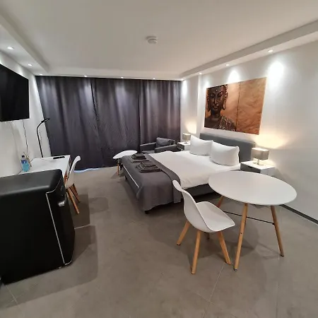 Aparthotel Check-inn -