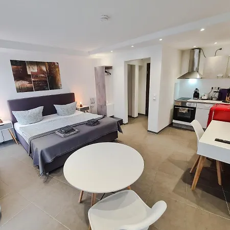 Check-inn - Aparthotel